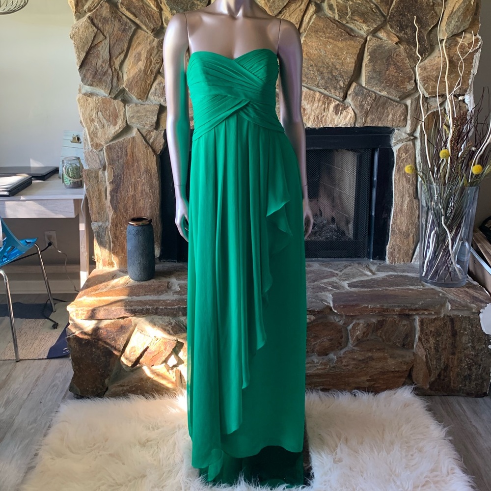 David’s Bridal Emerald Green Strapless Gown
